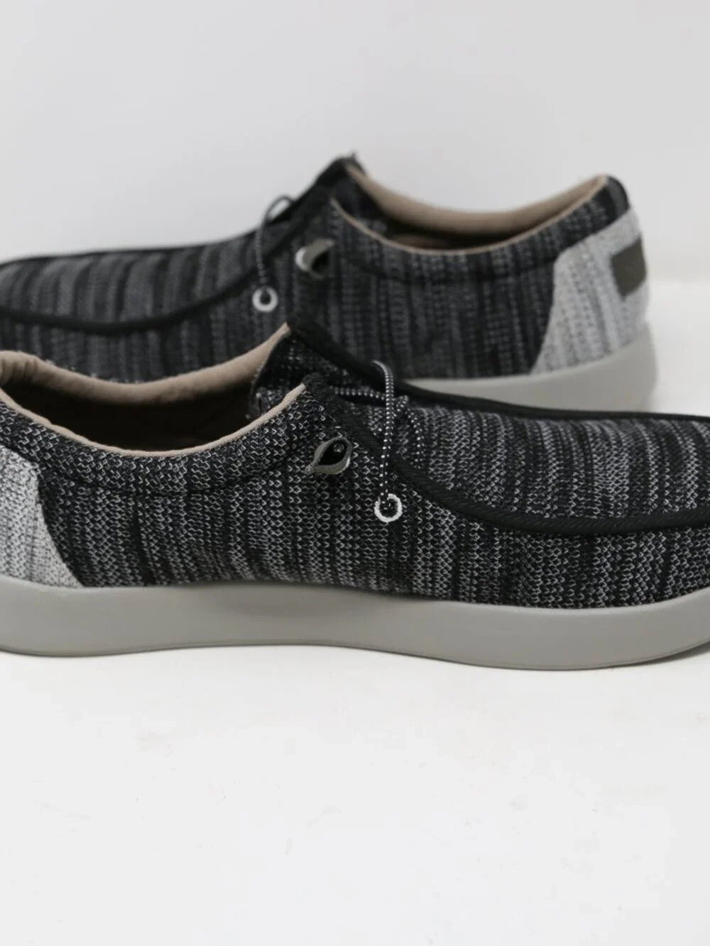 Volcom Chill Work Sneakers Men's Static Slip On Composite Toe Shoes 11.5 WIDE